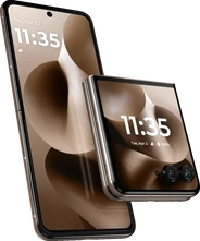 Motorola Razr 60 Ultra PANTONE Mountain Trail